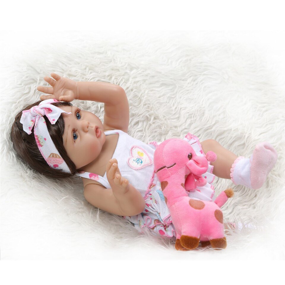 Boneca Bebê Reborn Silicone Menina com Girafa Original 48cm :  : Brinquedos e Jogos