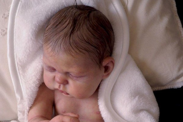 Bebê Boneca Reborn Linda Grande Recém Nascido Corpo de Pano - Chic